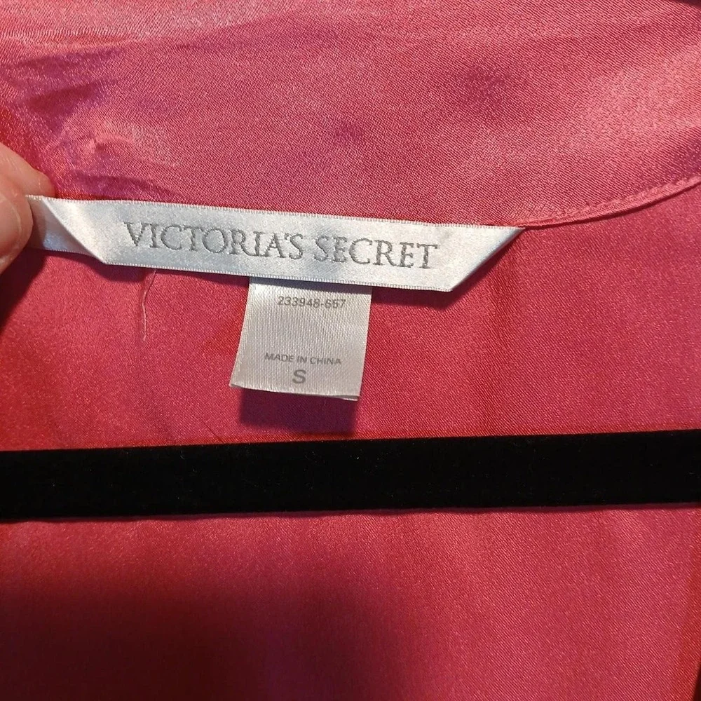 Victoria's Secret S Satin Robe 3/4 sleeve attached waist tie y2k luxury cozy